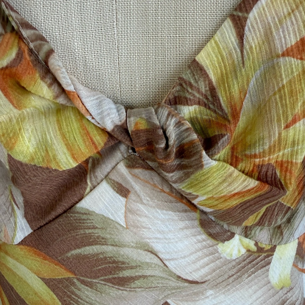 Tommy Bahama Women’s Sleeveless Floral Lined Dress. Size 10 - Picture 2 of 9